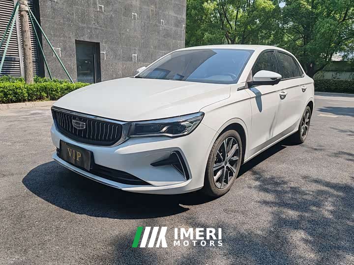 Geely 4 1.5L CVTLuxury Version
