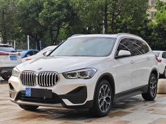 BMW X1 sDrive25Li Leading - фото 1