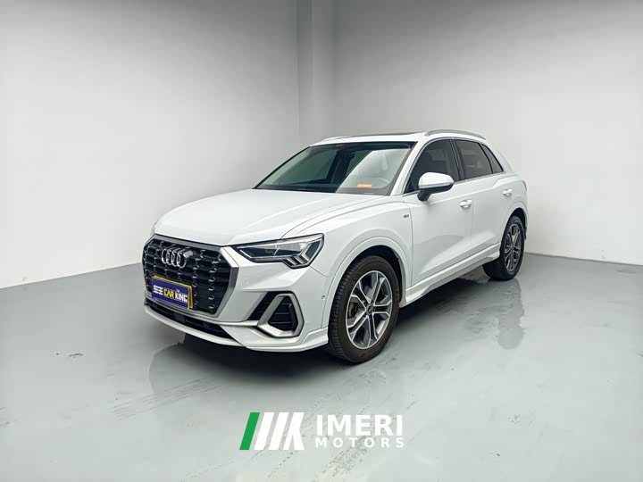Audi Q3 40 TFSI Fashion Version