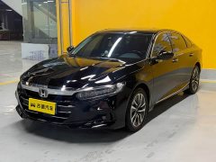 PHEV 2.0L Edition - фото 1