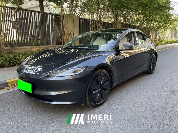 Tesla Model 3 Edition