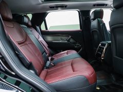 Land Rover 400PS Dynamic SE - фото 11