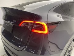 Tesla Model Y Edition - фото 10