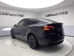Tesla Model Y Edition - фото 7
