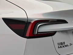 Tesla Model 3 long range all-wheel drive version - фото 14