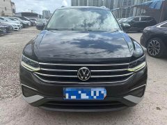 Volkswagen L 330TSI 2WD Edition - фото 1