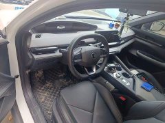 Changan UNI-V 1.5T Premium Version - фото 3