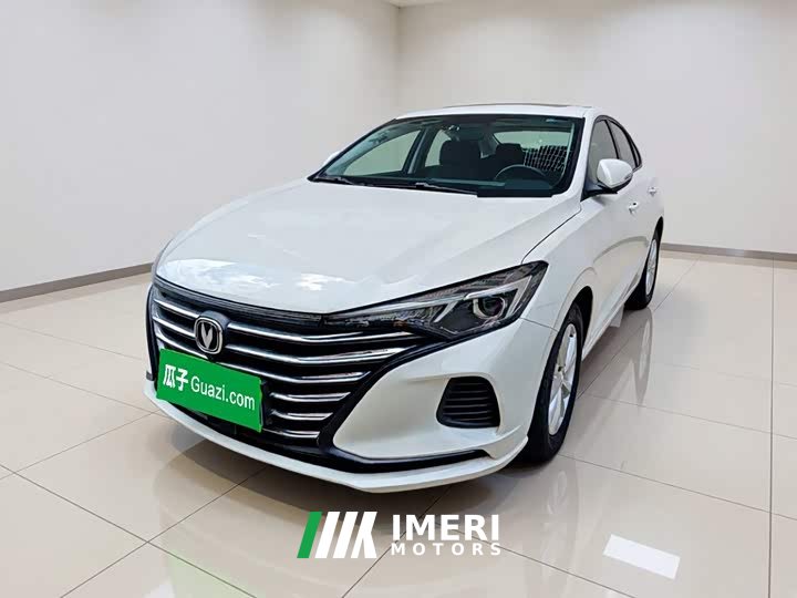 Changan PLUS 1.6L GDI CVT Version - автомобиль из Китая