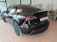 Tesla Model Y Edition - фото 3