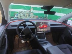 Tesla Model Y Long Range Edition - фото 4