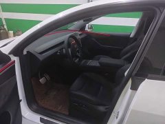 Tesla Model Y Long Range Edition - фото 6