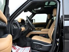 Land Rover 110 3.0T P400 Edition - фото 12