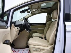 Buick GL8 Smart Edition - фото 11