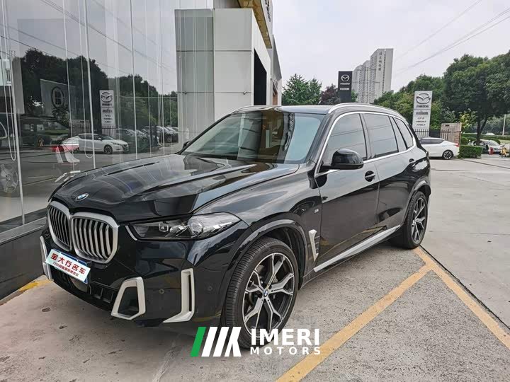 BMW X5 xDrive 30Li Deluxe VersionM - автомобиль из Китая