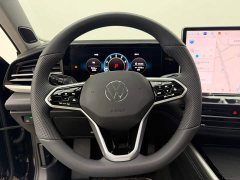 Volkswagen Pro 380TSI Edition - фото 11