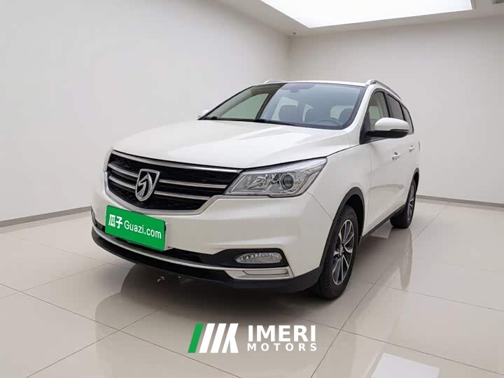 Baojun 730 1.5L Fashion Version 7 - автомобиль из Китая