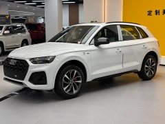 Audi Q5L 40 TFSI luxury and dynamic - фото 1