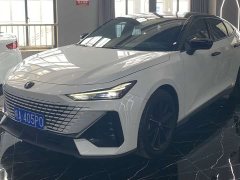 Changan UNI-V 1.5T Premium Version - фото 1