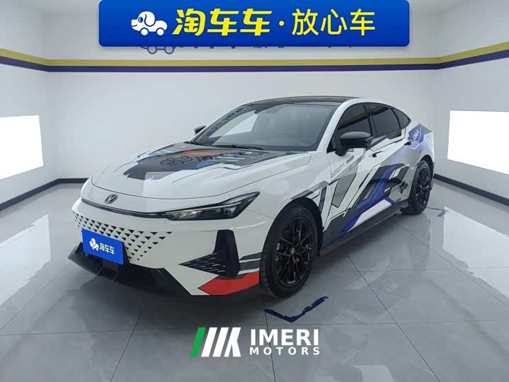 Changan UNI-V 1.5T Premium Version - автомобиль из Китая