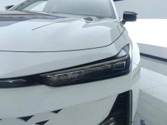 Changan UNI-V 1.5T Premium Version - фото 5