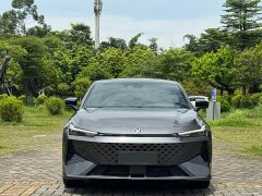 Changan UNI-V 1.5T Premium Version - фото 2