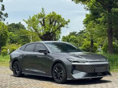 Changan UNI-V 1.5T Premium Version - фото 3