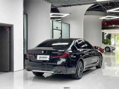 BMW 5 530Li Version M - фото 11