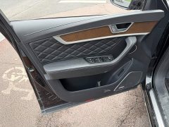 Hongqi HS7 2.0T DCT2WD Edition - фото 6