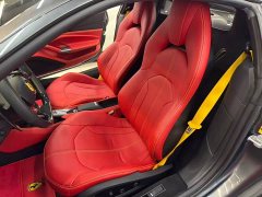 Ferrari F8 Tributo 3.9T V8 - фото 12
