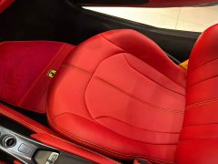 Ferrari F8 Tributo 3.9T V8 - фото 14