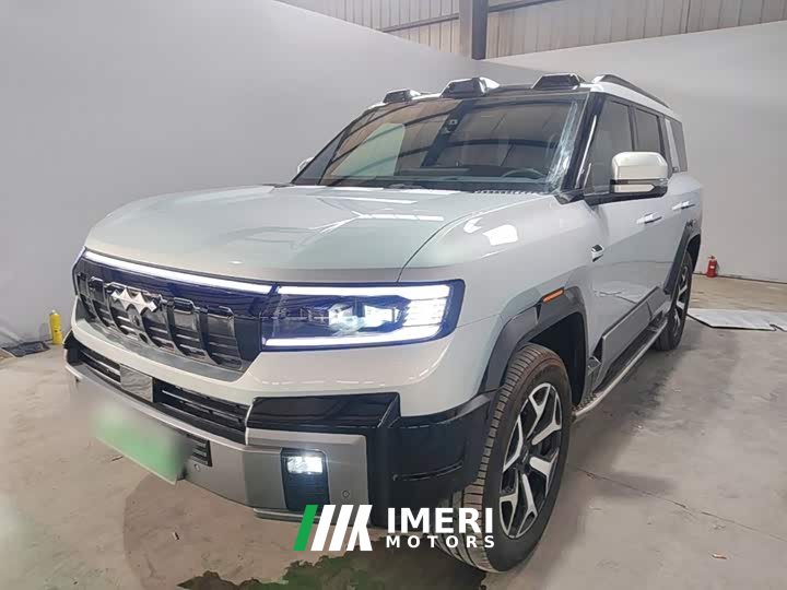 8 Luxury Edition 6