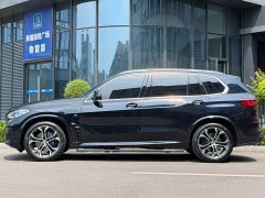 BMW X5 2022 xDrive 40Li Exclusive M Sports Package - фото 5