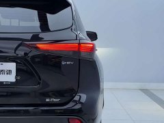 2.5L HEVAWDLuxury Edition - фото 6