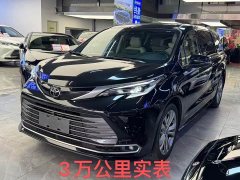 Toyota SIENNA 2.5LPHEV Premium Edition - фото 1