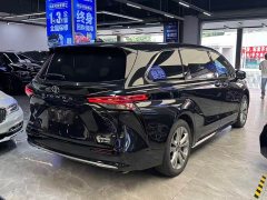 Toyota SIENNA 2.5LPHEV Premium Edition - фото 13