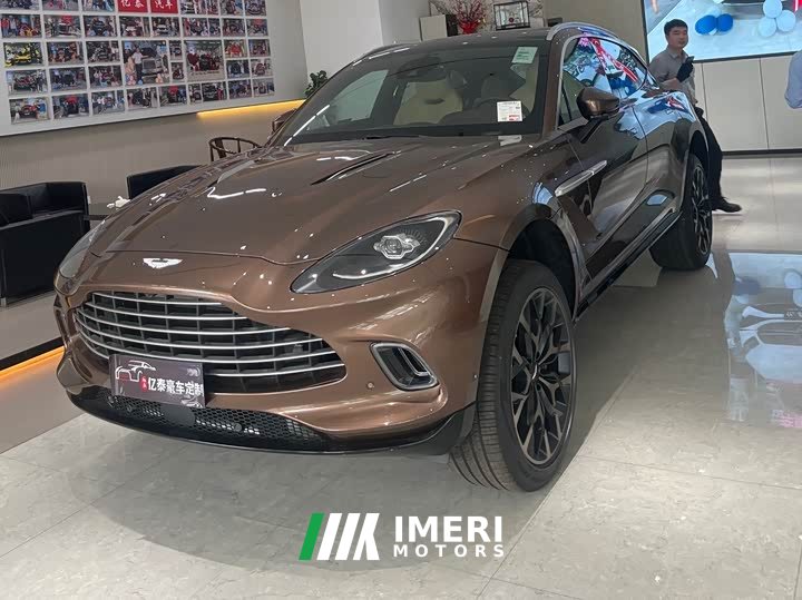 Aston Martin DBX 4.0T V8 - автомобиль из Китая