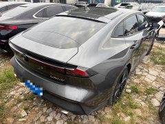 Changan UNI-V 1.5T Premium Version - фото 9