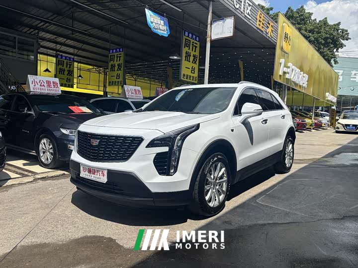 Cadillac XT4 28T 2WD Version - автомобиль из Китая