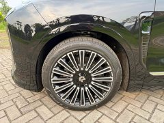 NIO ES8 Six-seater Executive Deluxe Edition - фото 18