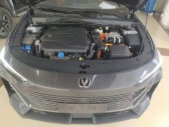 Changan UNI-V iDD 1.5T 113km Version - фото 20