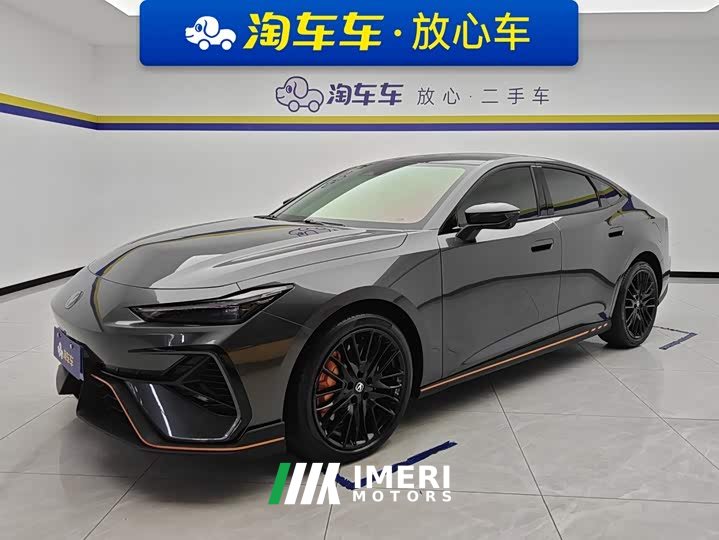 Changan UNI-V 2.0T Version - автомобиль из Китая