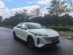 Changan NE 1.5T GDI DCTDeluxe Version - фото 3