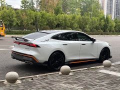 Changan UNI-V 1.5T Premium Version - фото 4
