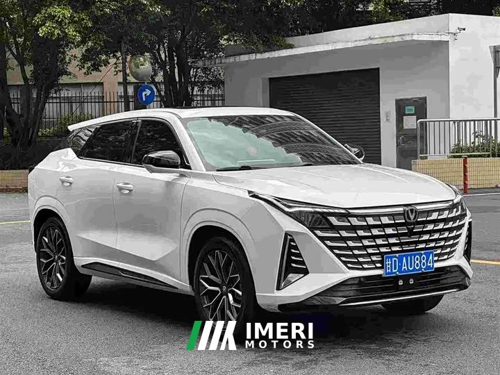 Changan UNI-Z 1.5T Luxury Version - автомобиль из Китая