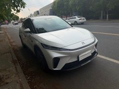 R7 Edition - фото 2