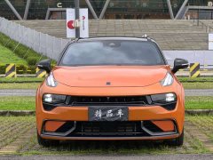 Lynk & Co 02 Hatchback 2.0TD Halo - фото 2