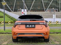 Lynk & Co 02 Hatchback 2.0TD Halo - фото 8