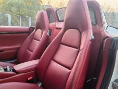 Porsche 718 Boxster T 2.0T - фото 8