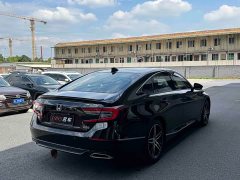 Honda Accord 260TURBO Magic Night Premium Edition - фото 9