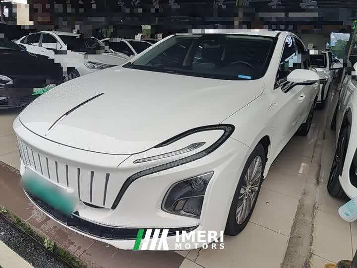 Hongqi E-QM5 431km Edition - автомобиль из Китая